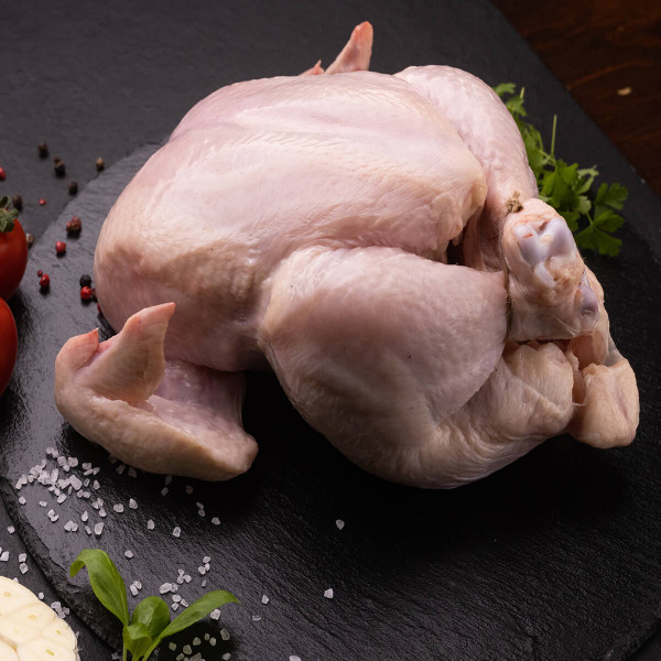 VALDOR Antibiotikummentes nevelésből származó egész csirke